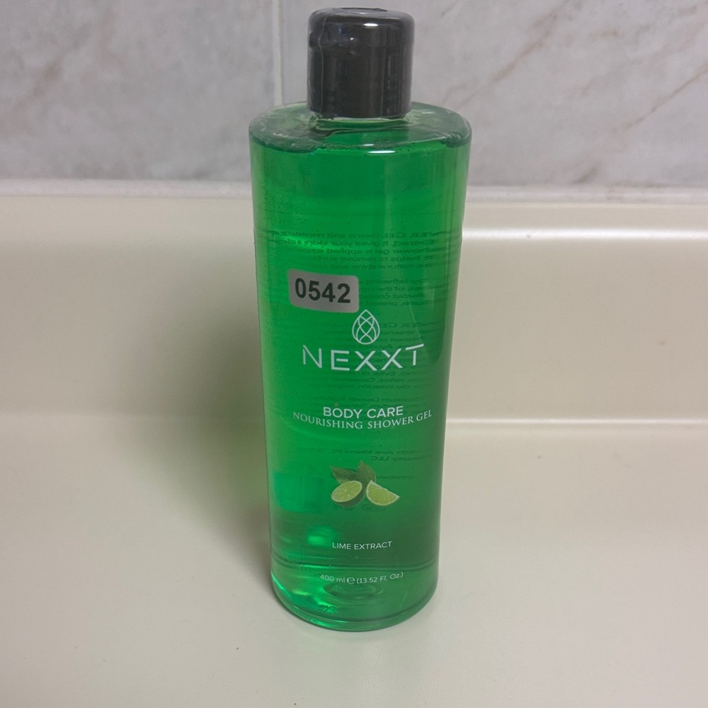 Nexxt Lime Extract Nourishing Shower Gel - Green